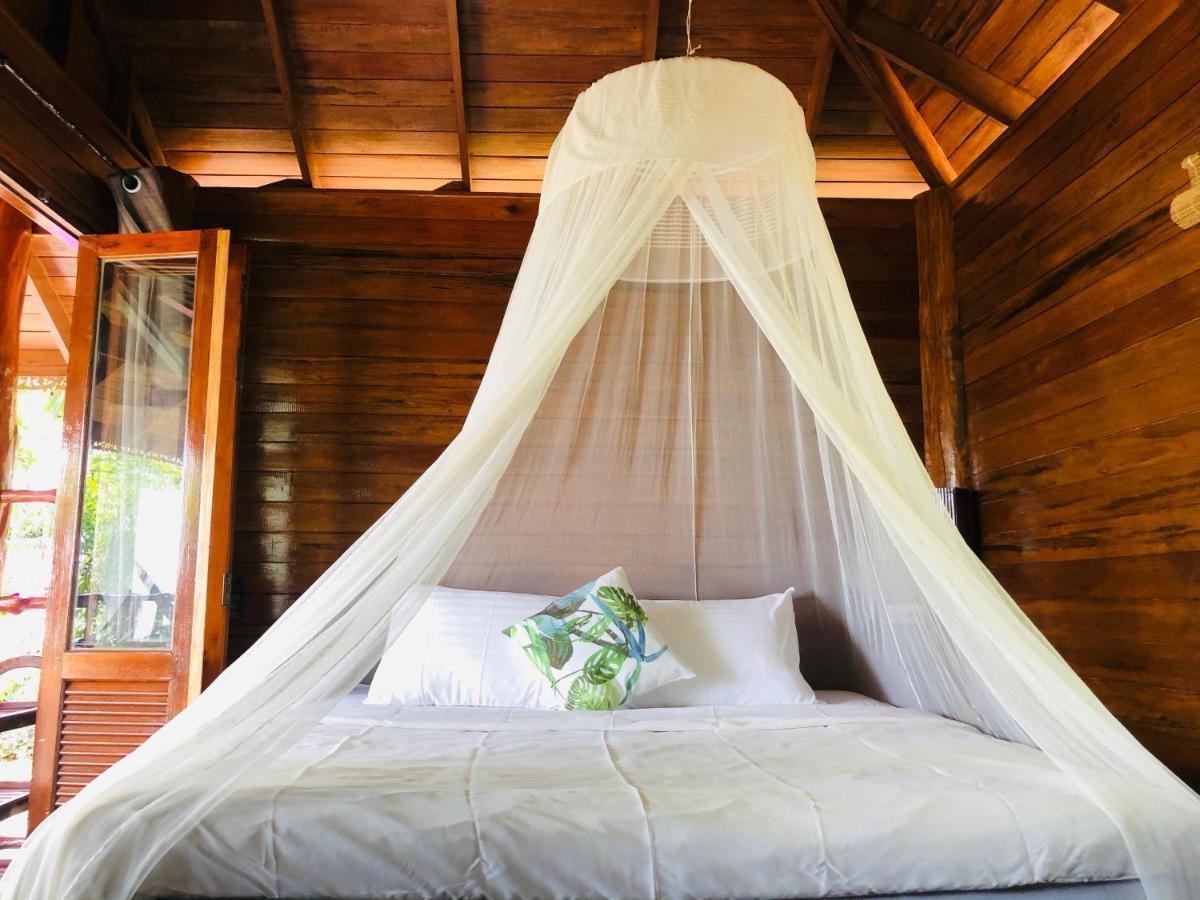 Oon Lee Bungalows Koh Jum Bagian luar foto